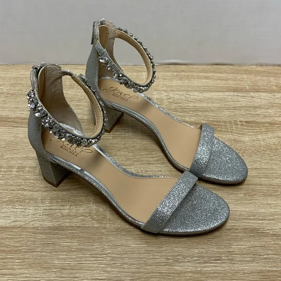 Jewel Badgley Mischka Heels - Picture 1 of 12